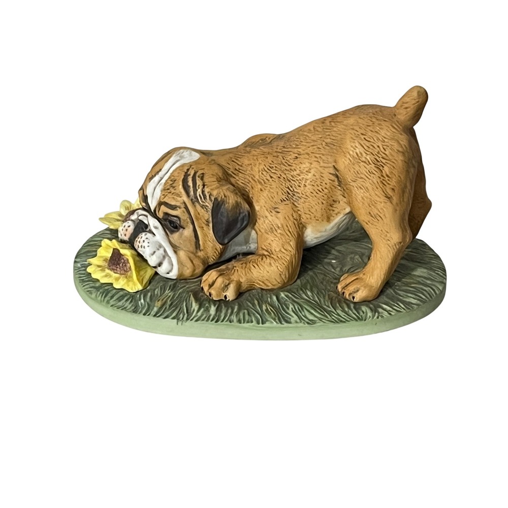 Homco Figurine Brown 1985 Masterpiece Porcelain Bulldog Sniffing Sunflowers